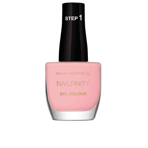 Nailfinity Tom 230 leading lady